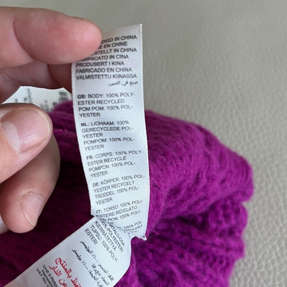 NWT - Fat Face Women’s Cable Knit Pom Pom Beanie - Picture 6 of 6